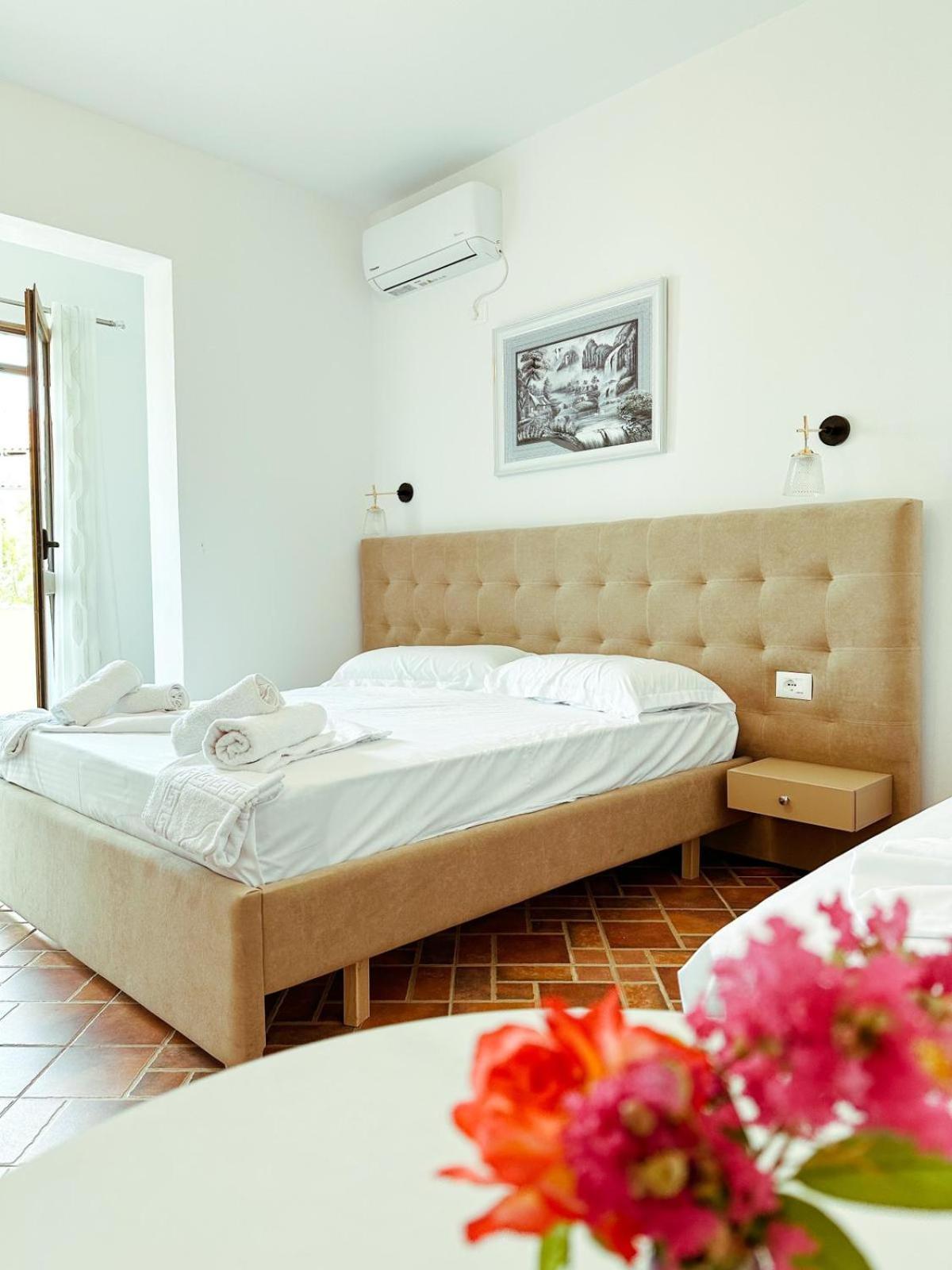 Vizion Hotel Шкодер Экстерьер фото